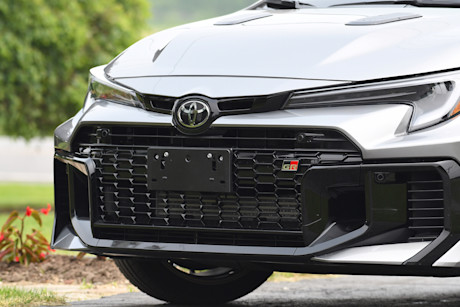 Toyota GR Corolla vs Volkswagen Golf R : match comparatif Image