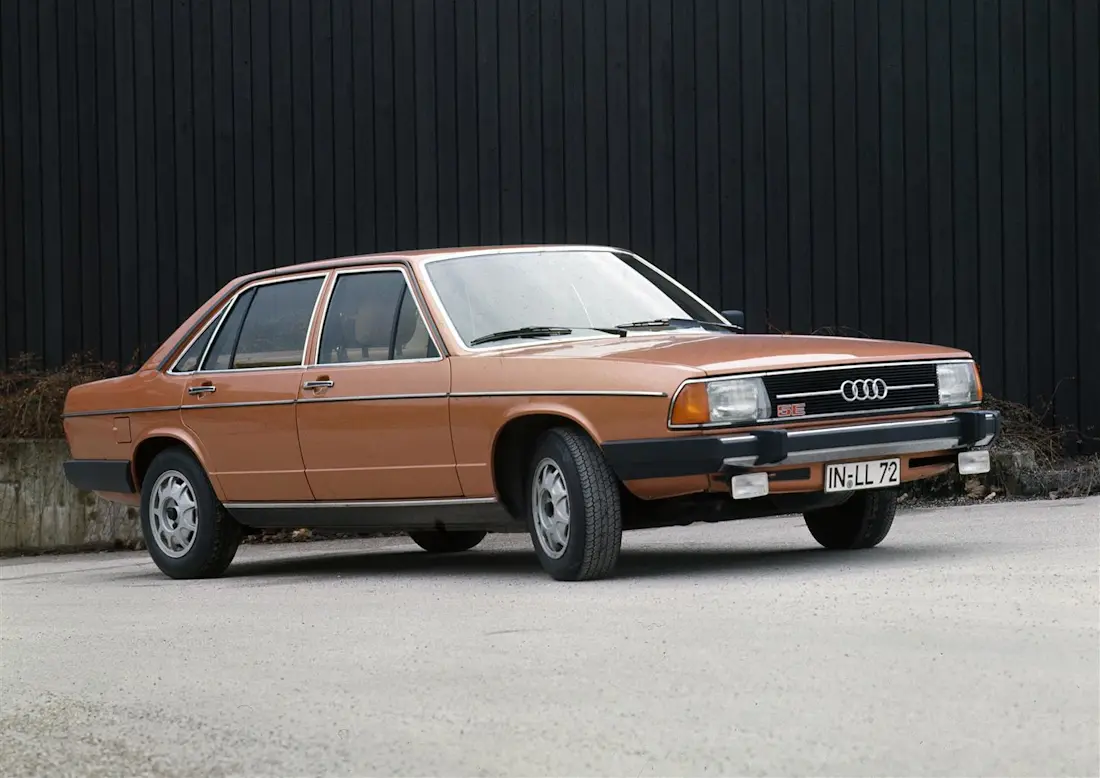 media-Audi 100 C2 1976 media-Audi 100 C2 1976