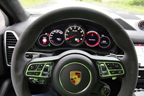 Editorial 2020 porsche caynne coupe turbo 22 dw