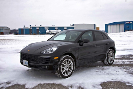 Editorial 2017 porsche macan 02 lw