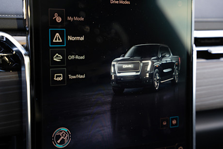2025 GMC Sierra EV Review Image