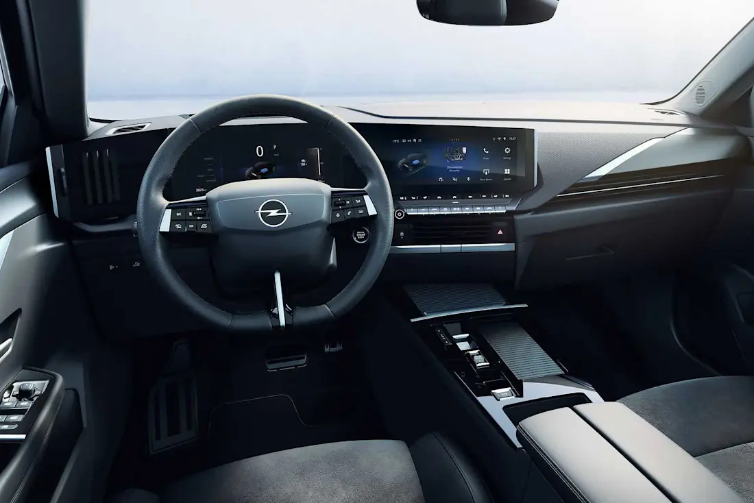 Opel-Astra-Electric-Interieur Opel-Astra-Electric-Interieur