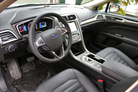 Editorial 2017 ford fusion energi platinum 09 pb
