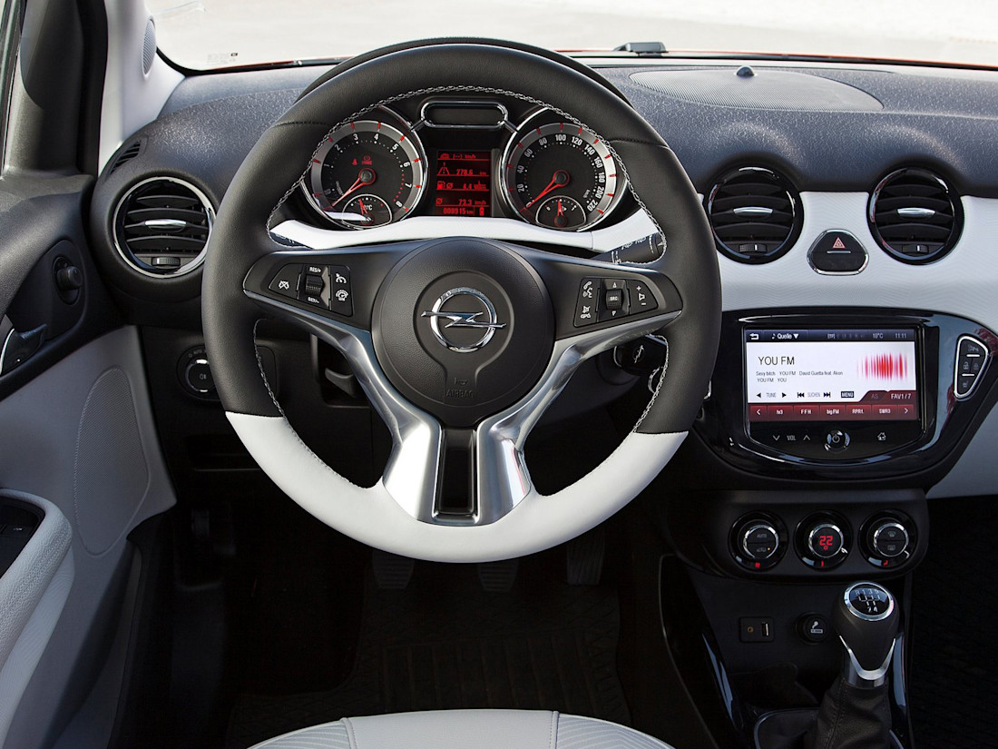 Opel-Adam-2013-1600-49