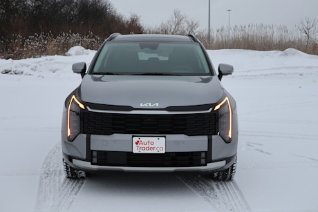 2026 Kia Sportage PHEV Review Image
