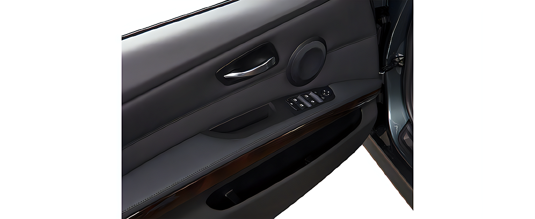 BMW 3 Series 2010 28