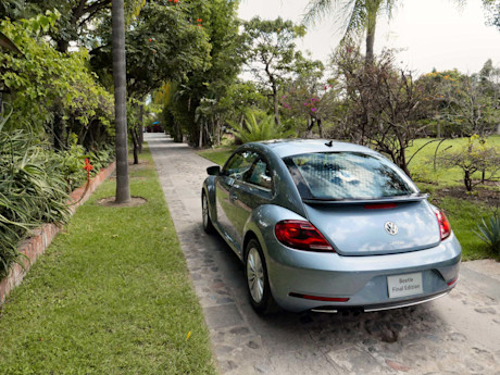 Editorial 2019 volkswagen beetle wolfsburg edition 06 bh