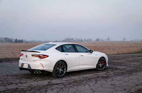 Editorial 2023 acura tlx type s 05 jw