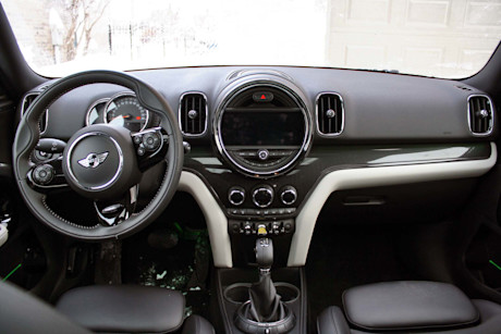 Mini Cooper S E Countryman ALL4 2018 : L’éclectique VUS urbain s’électrise Image