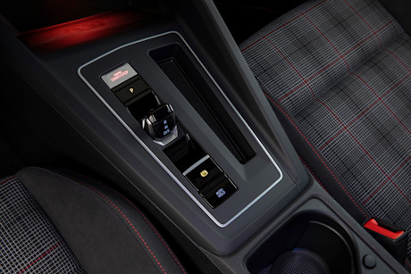 Editorial new golf gti 11041