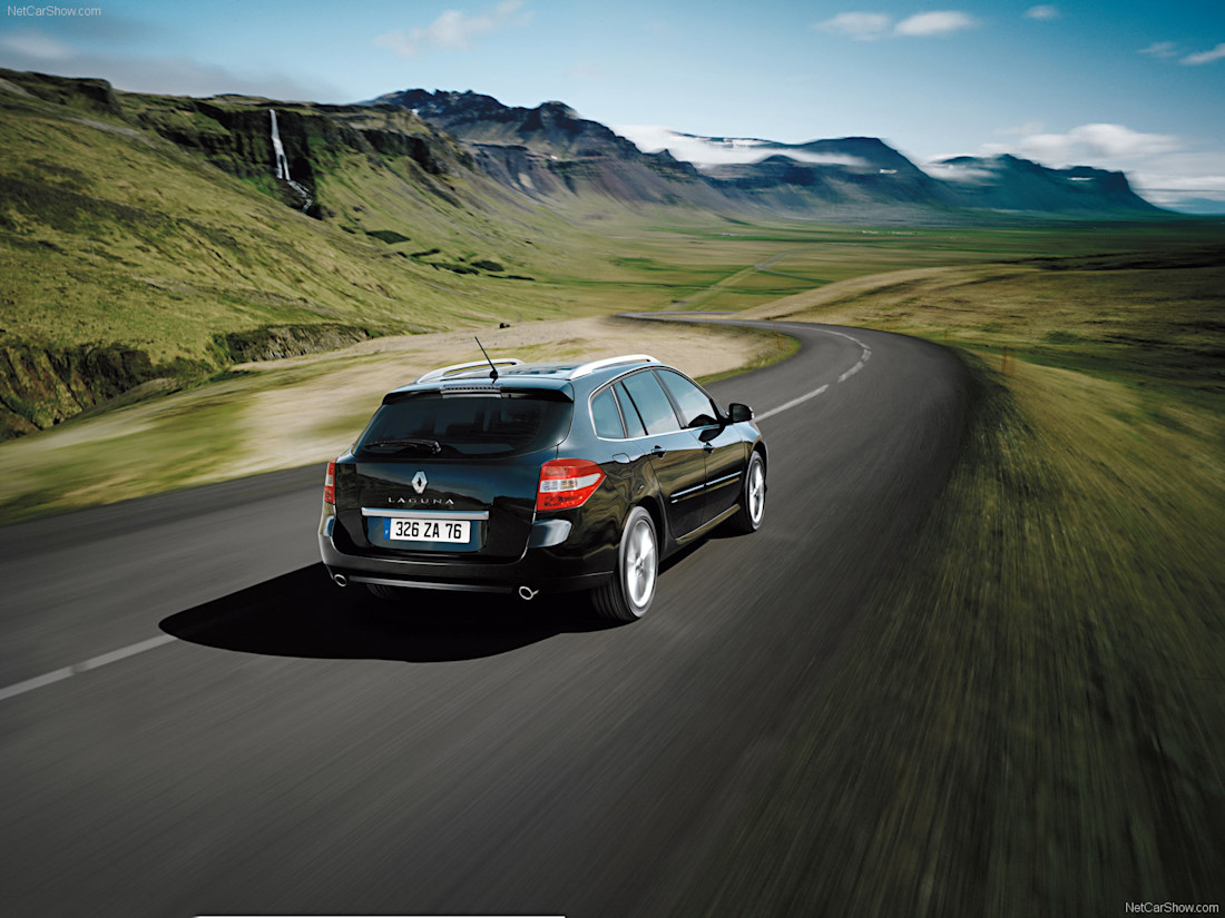 Renault-Laguna_Estate-2008-1600-08
