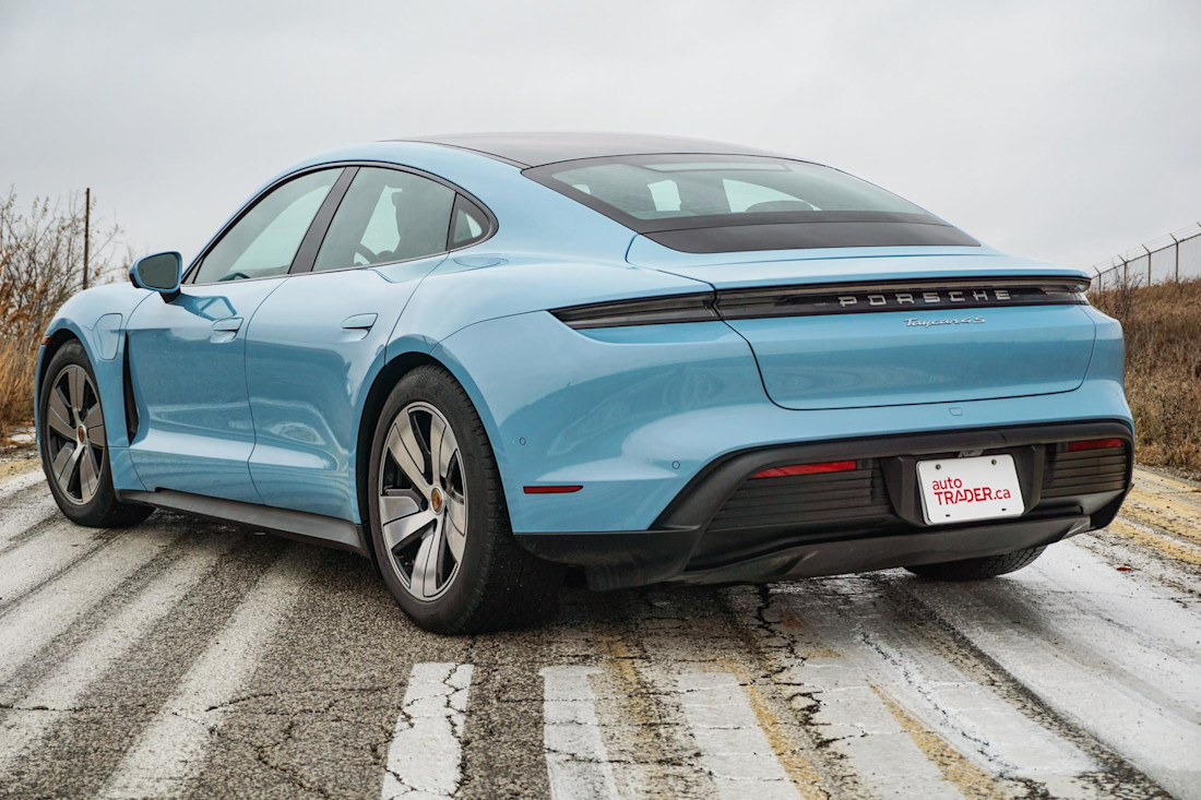 Editorial 2021 porsche taycan 4s 04 di