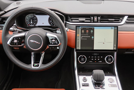 Editorial 2021 jaguar xf p300 r dynamic 22 jm