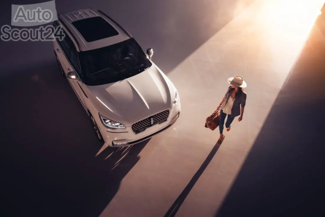 Lincoln-Aviator-Shinola-Concept-10 (2) Lincoln-Aviator-Shinola-Concept-10 (2)