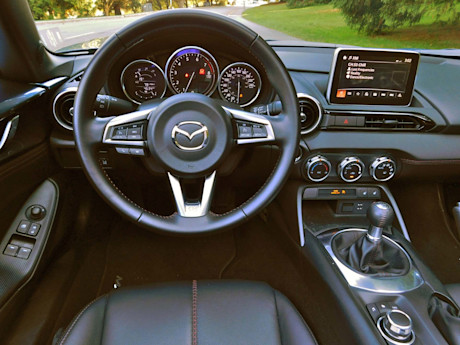 Editorial 2016 mazda mx 5 gt sh 27
