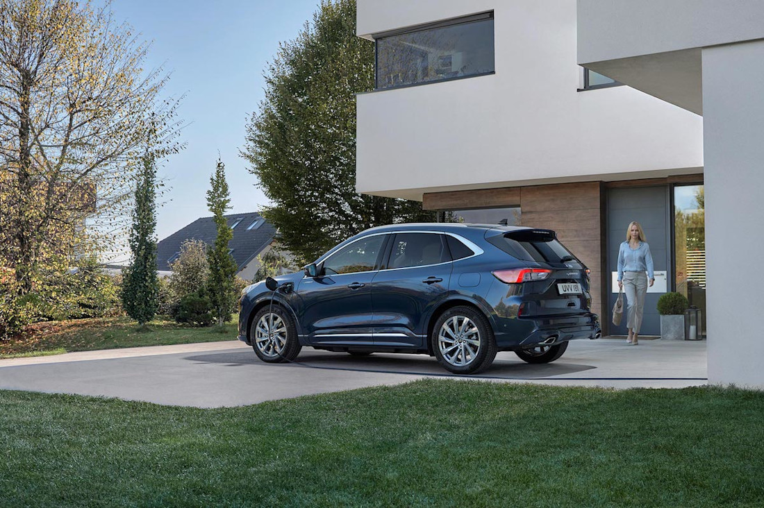 Ford Kuga Hybrid A24 3