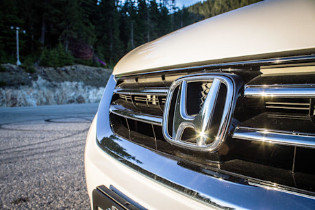 Editorial 2015 honda accord touring v6 bm 09