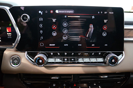GMC Canyon Denali 2023 : essai routier Body Image