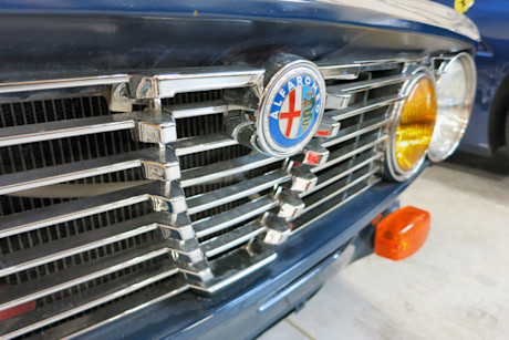 Editorial 07 bh 1974 alfa romeo 2000 gtv