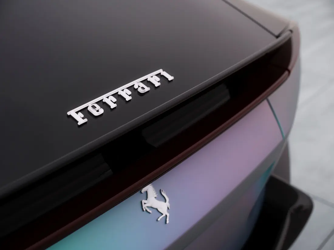 251204 FERRARI4741 ff8ebf24-3acb-428a-b2c9-56889cab3965