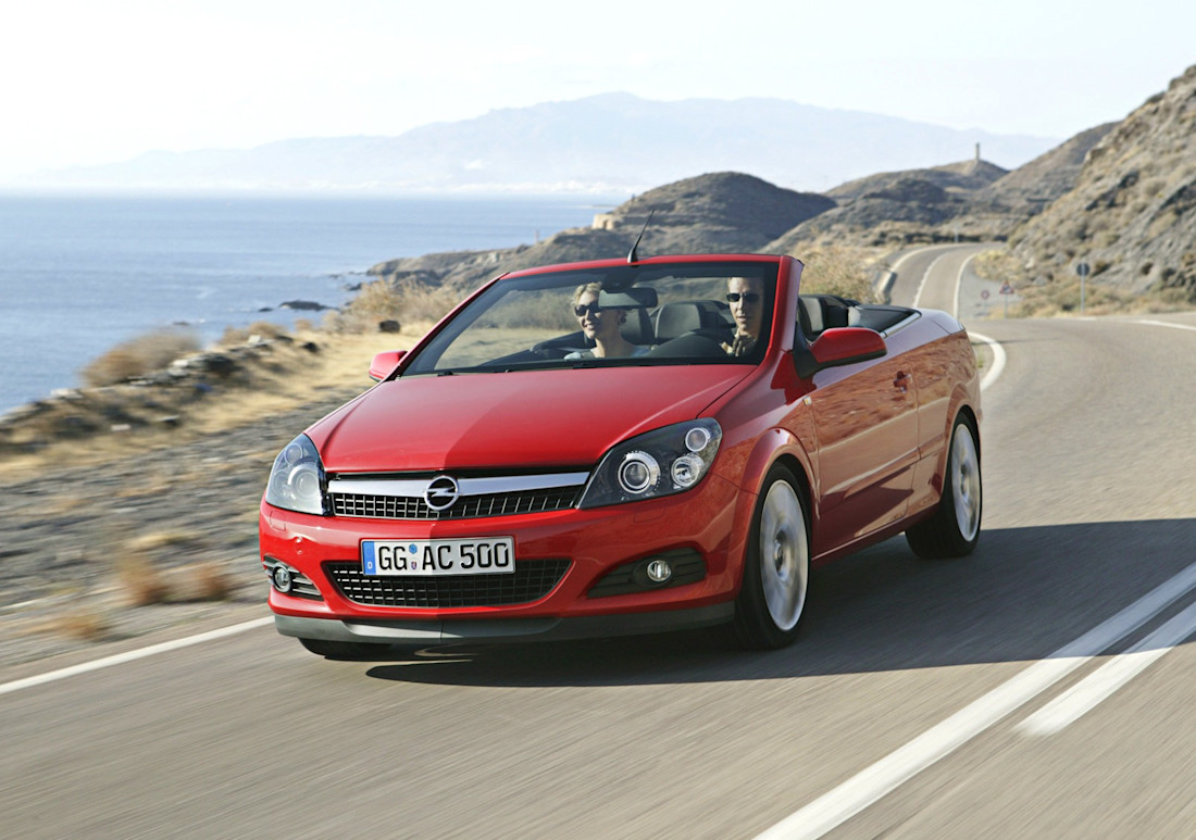 Test: Opel Astra TwinTop vs. VW Eos – Duitse vrijheid