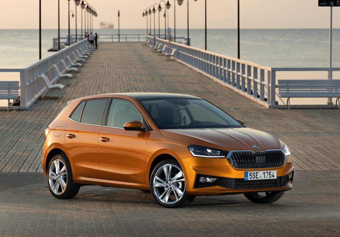 HKmdoM6yyLTGbClZn4ItQ-26af3f66dde7251a26870cc717befa59-skoda-fabia-family-side-1100