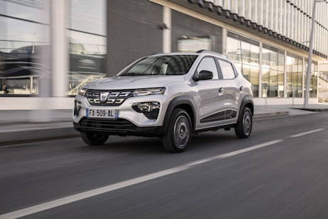 Dacia-Spring-Hero
