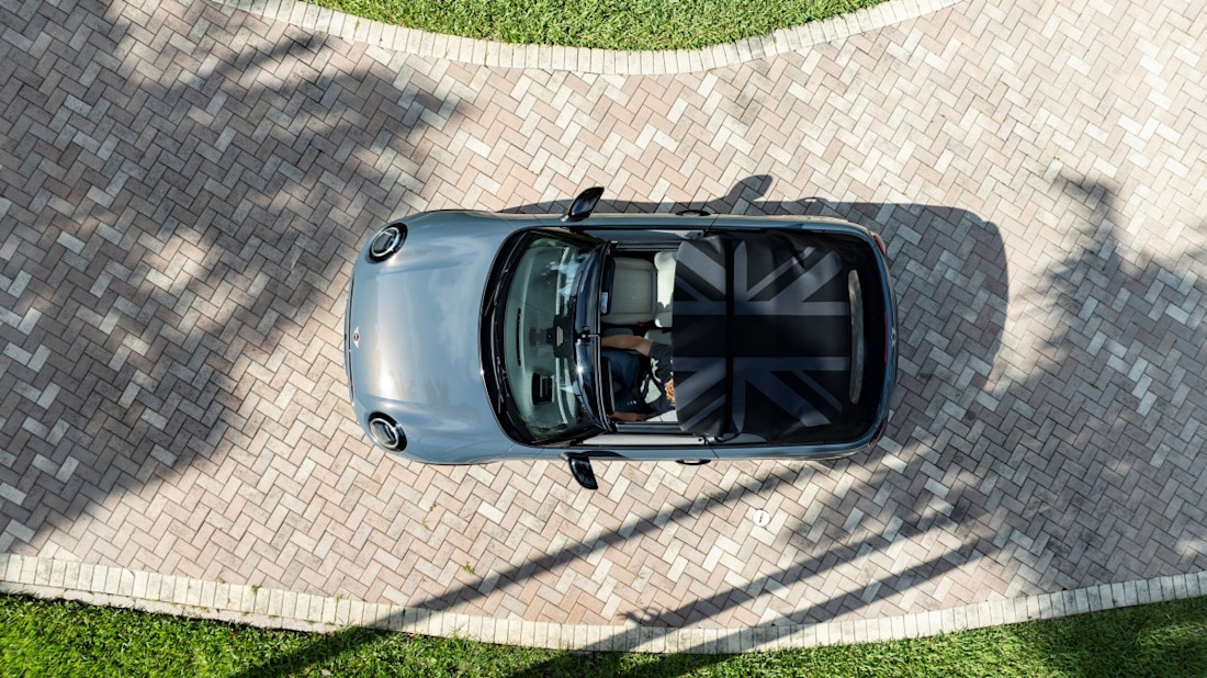 mini-cooper-cabrio-2025 (7).jpg