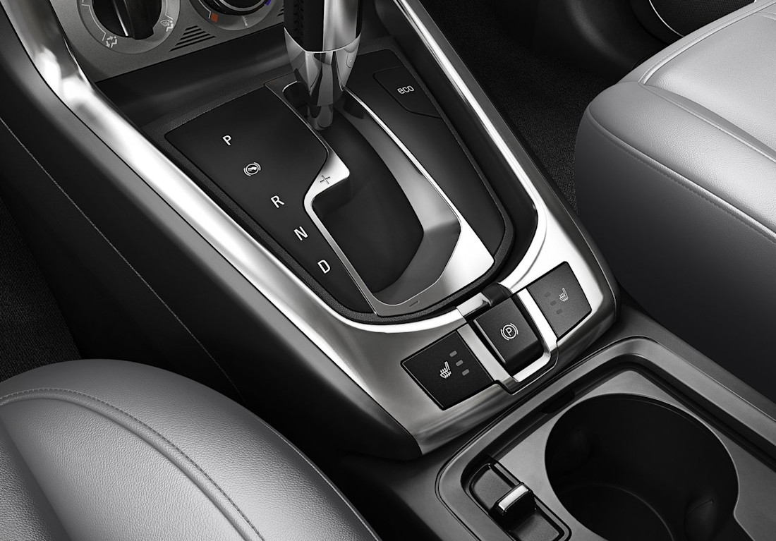 Opel-Antara-2011 interior