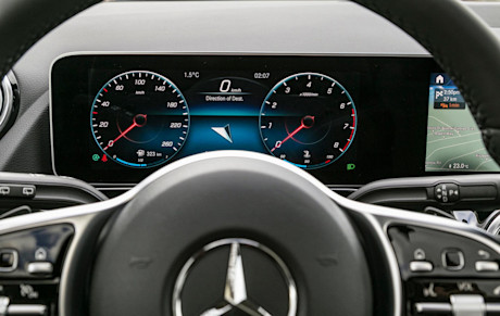 Editorial 2021 mercedes benz gla 250 4matic 21 jw