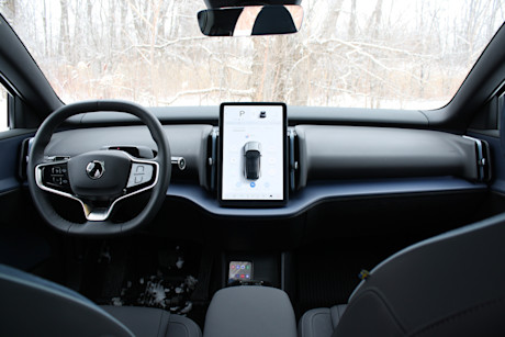 Volvo EX30 2025 vs Volvo EX40 2025 – Quel est le meilleur choix pour vous? Body Image
