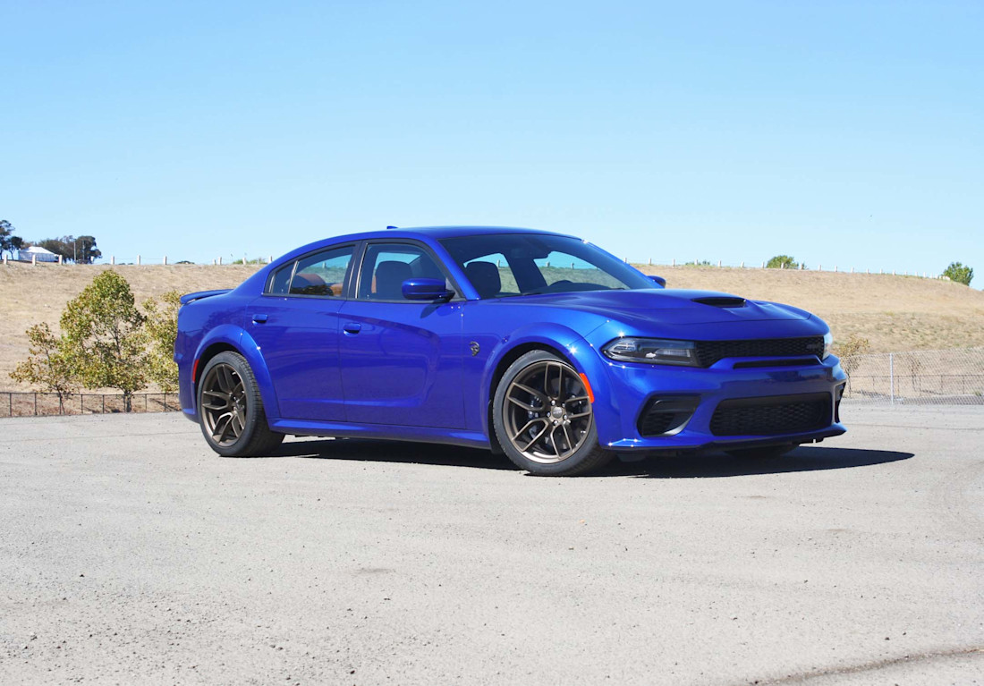 Dodge Charger Widebody Hellcat et Scat Pack 2020 : essai routier