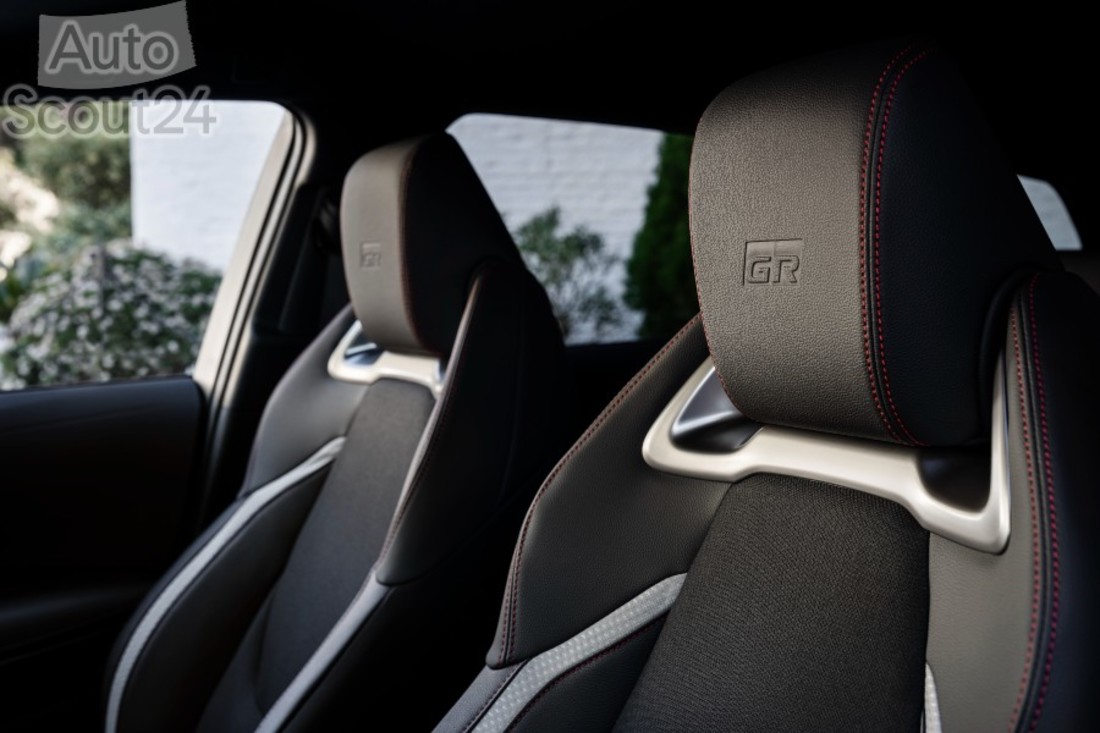 2023 - COROLLA TOURING SPORTS DPL-47(1).jpg