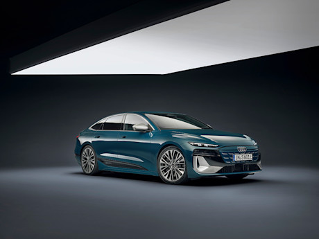 Editorial 2025 audi s6 e tron sportback audi preview 240717 pb 10