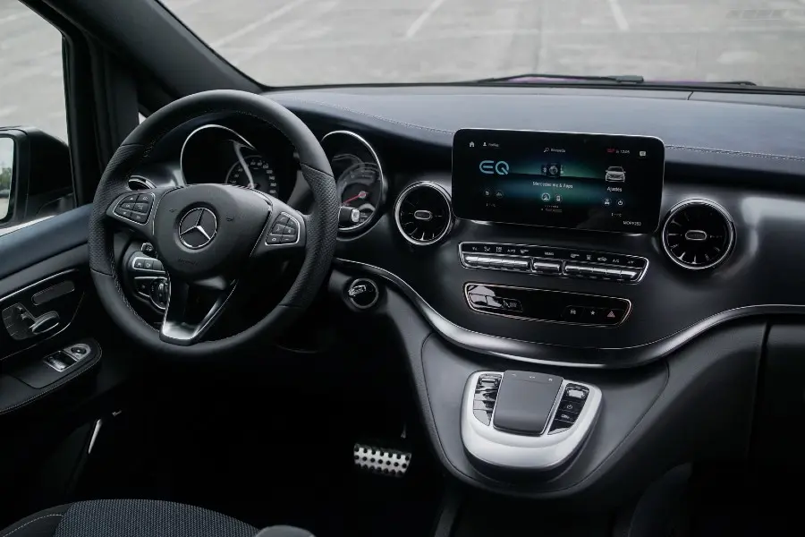 primera-prueba-mercedes-eqv.7004