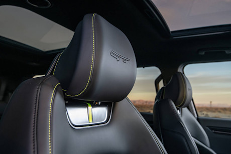 Editorial 2026 kia ev9 gt nf kia 241121 14