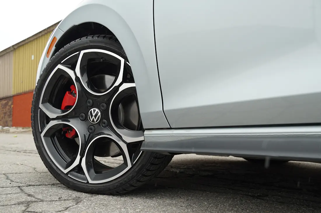 Volkswagen Golf GTI 2026 (16)