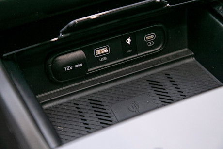 Editorial 2023 kia sportage phev ex premium 24 jw