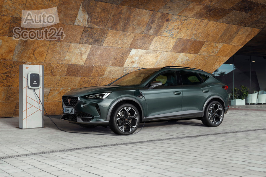 CUPRA Formentor e-HYBRID (1).jpg