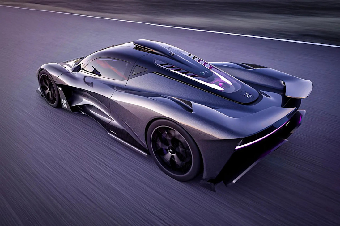 robo-x-2024-superdeportivo-chino (2).jpg