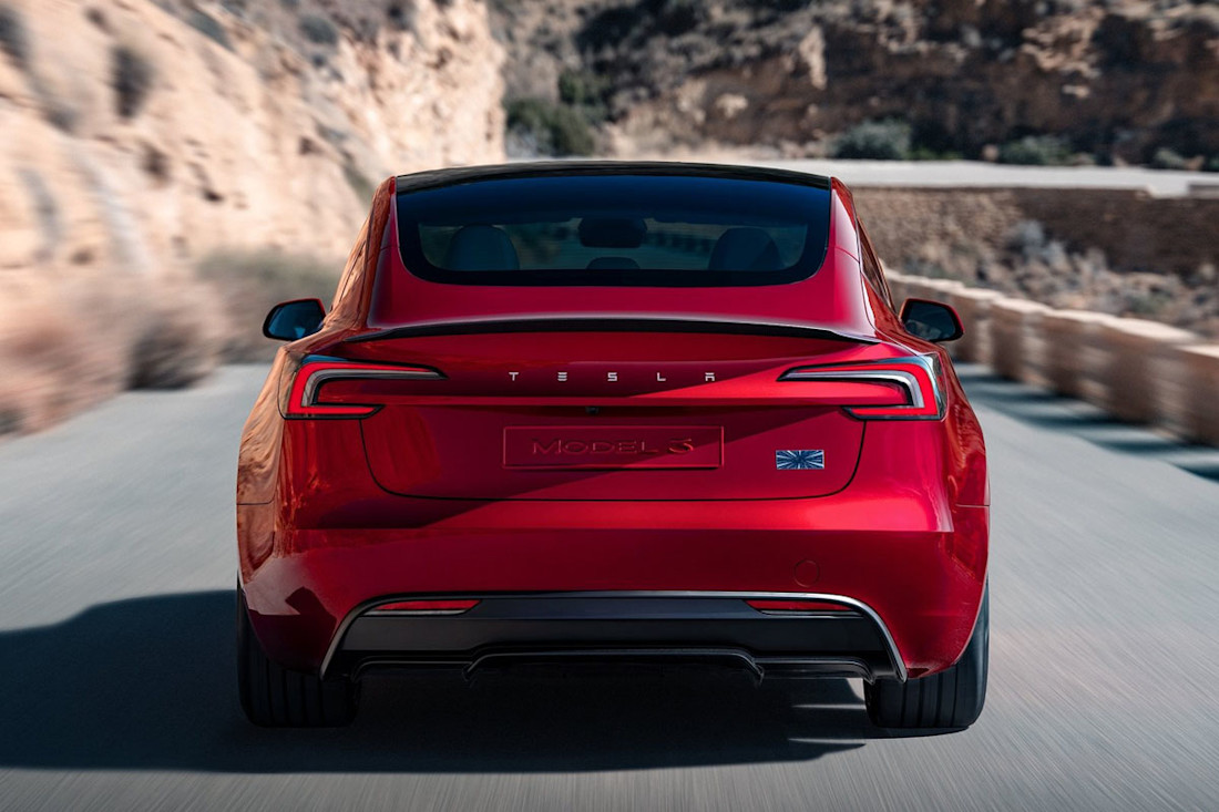 Tesla-Model-3-Performance-2025 (3).jpg