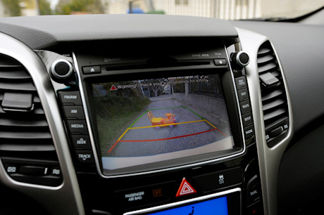 Editorial hyundai elantra gt 17