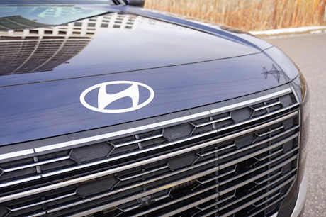 2026 Hyundai Palisade Hybrid Review Image