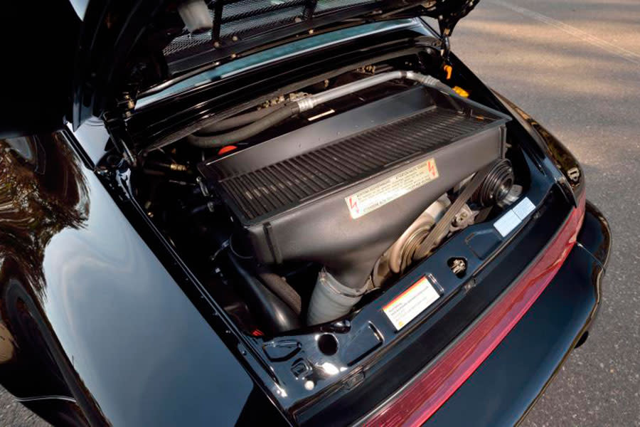 FL22_Mecum-Kissimmee-2022_1994-Porsche-911-Turbo_Engine-Compartment.jpg