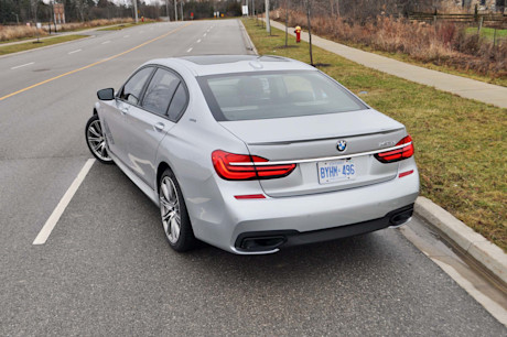 Editorial 2019 bmw 740le 07 mb
