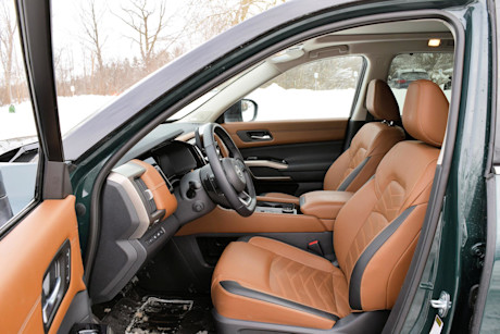 Editorial 2022 nissan pathfinder platinum 09 sha