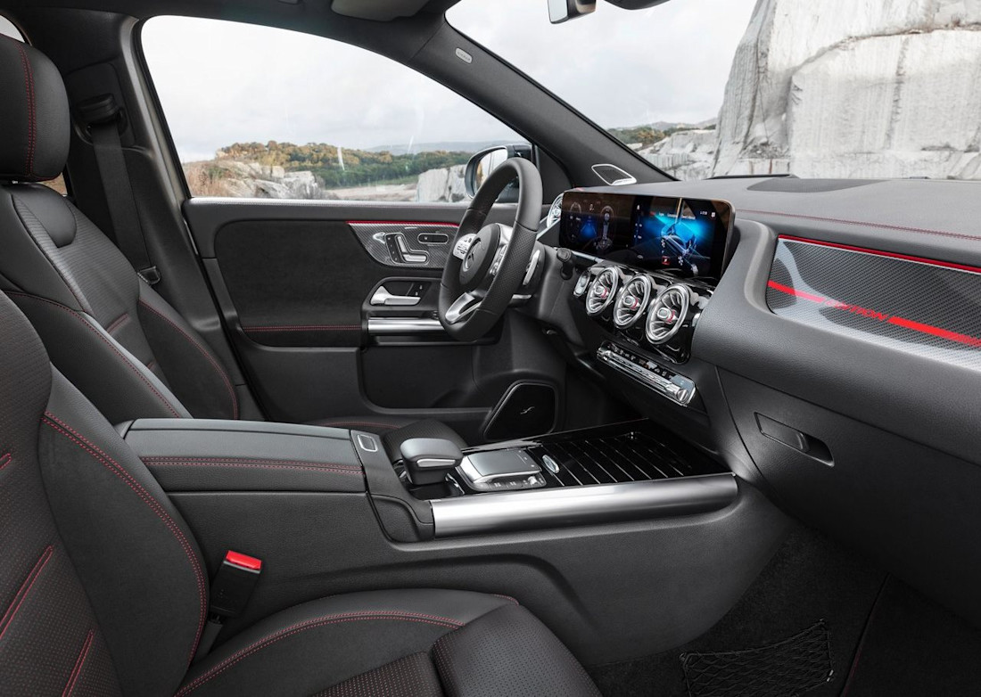 Mercedes-Benz-GLA-2021-1280-22.jpg