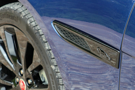 Editorial 2021 jaguar xf p300 r dynamic 14 jm
