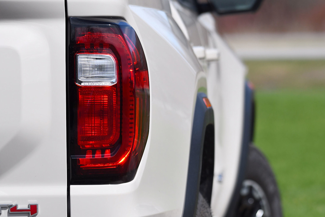 2026 GMC Canyon - TD - DR - 260506 - 14.jpg