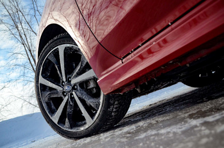 Mazda3 Sport AWD contre Subaru Impreza 2020 : match comparatif Body Image